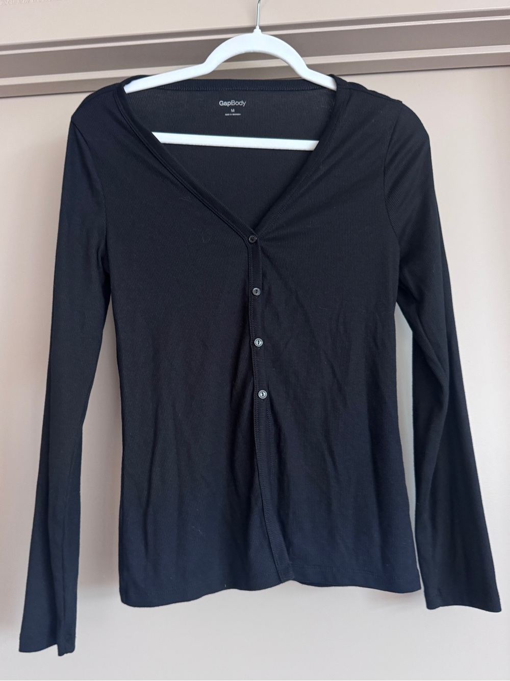 GAP Black Button-Front Long Sleeve V-Neck Top